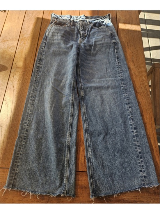 American Eagle Outfitters Denim - American Eagle Super High-Waisted Baggy Wide-Leg Jean Size 2